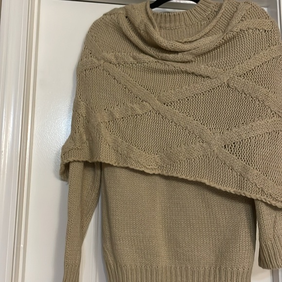 2 peice sweater - Picture 2 of 2
